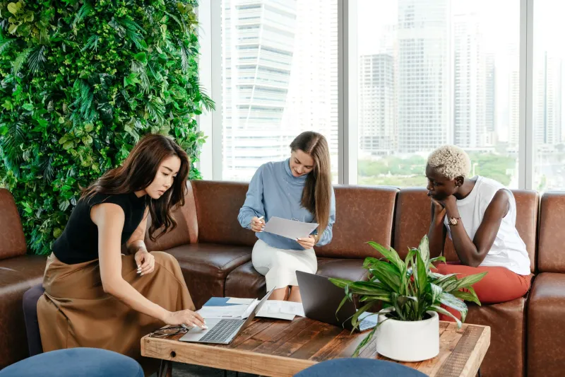 Building Your Dubai Team: How American Golden Visa Holders Are Attracting and Retaining US Talent in the UAE